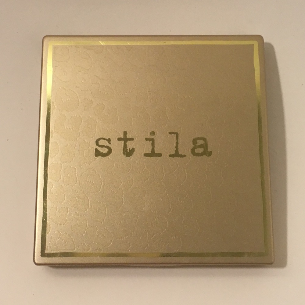 Stila “Perfect Me, Perfect Hue” Eye Cheek Palette